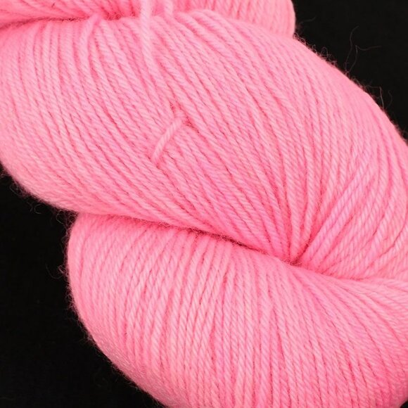 Hedgehog Fibres Sporty Merino Yarn 17.5mic Merino Wool Hand-Dyed Harajuku - Picture 2 of 4